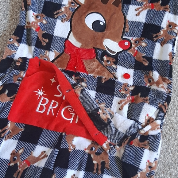 New Plush Drop Seat Holiday Union Suit. - Picture 13 of 16